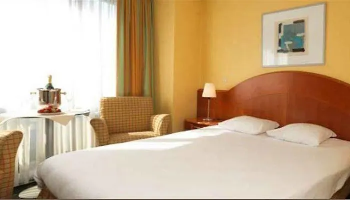 Acces 4* Ostend